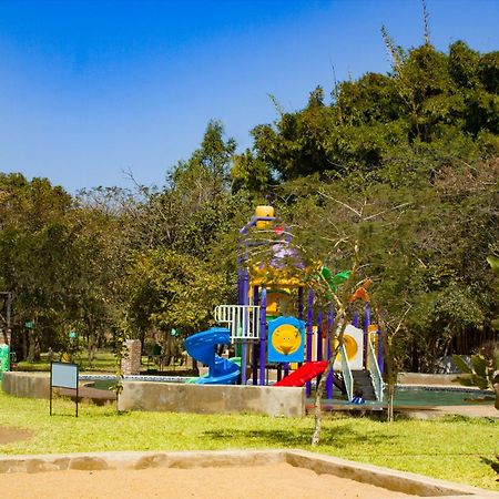 Eden Estates & Resort ليلونغوي المظهر الخارجي الصورة